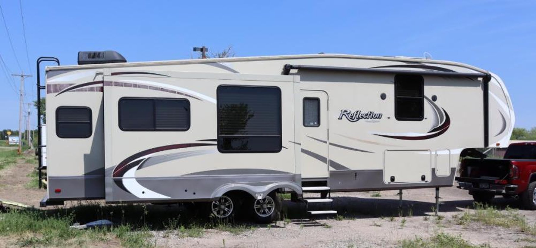 2015 Grand Design Reflection 337RLS 5th Wheel Camper