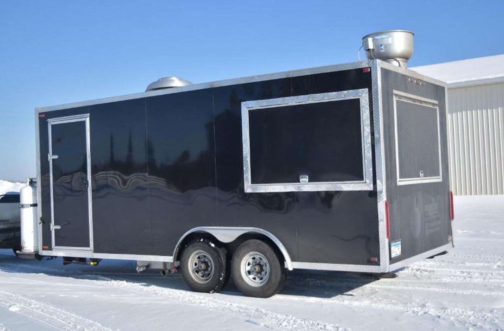 2018 20' Quality Concession Trailer Fully Equipped With Ole Hickory Smoker