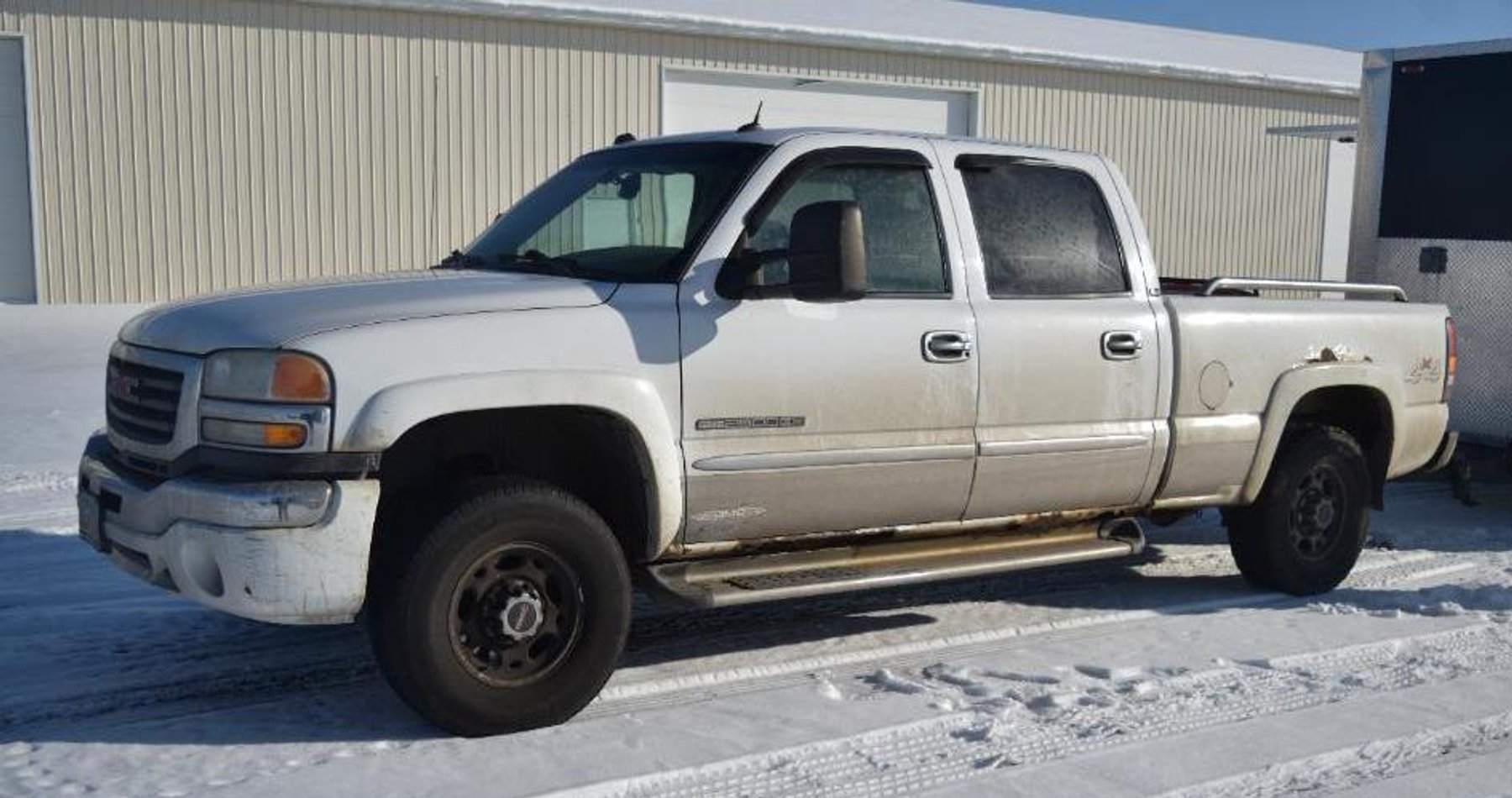 Concession Trailer With Smoker & Restaurant Liquidation