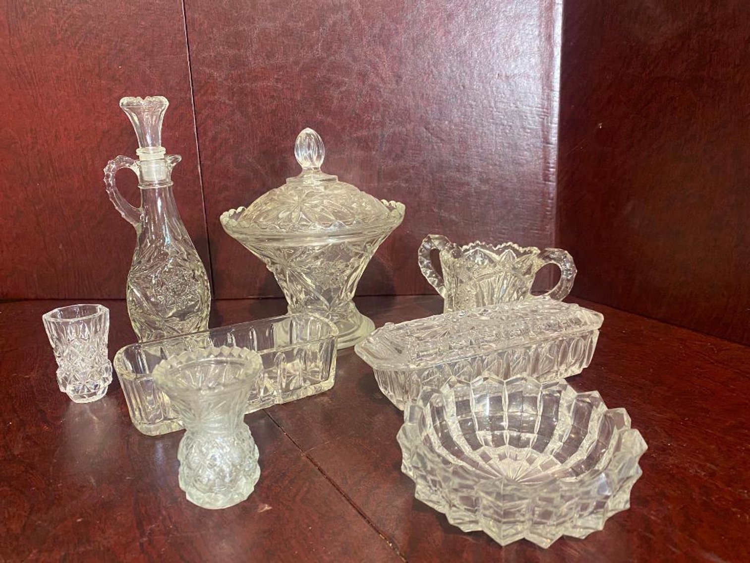 Collectibles, Vintage, Home Decor, Glassware, China, Artwork and Designer Apparel