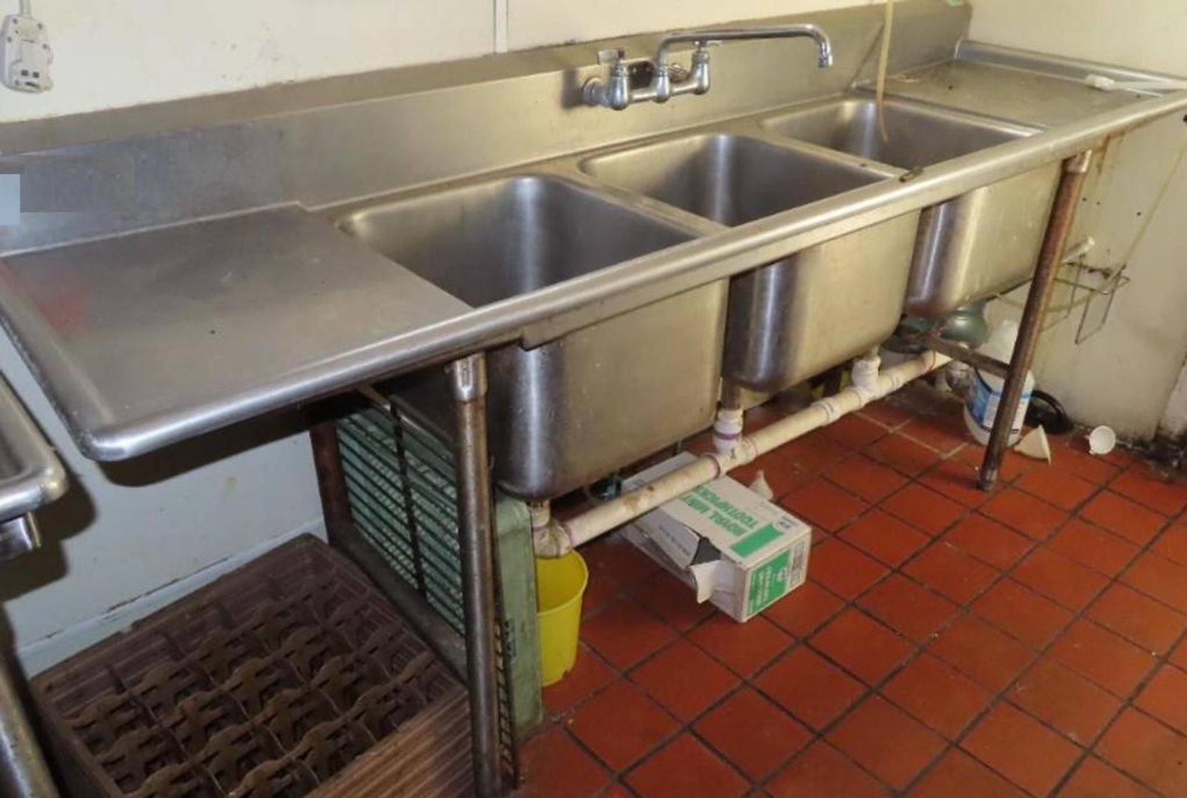 Surplus Restaurant Equipment