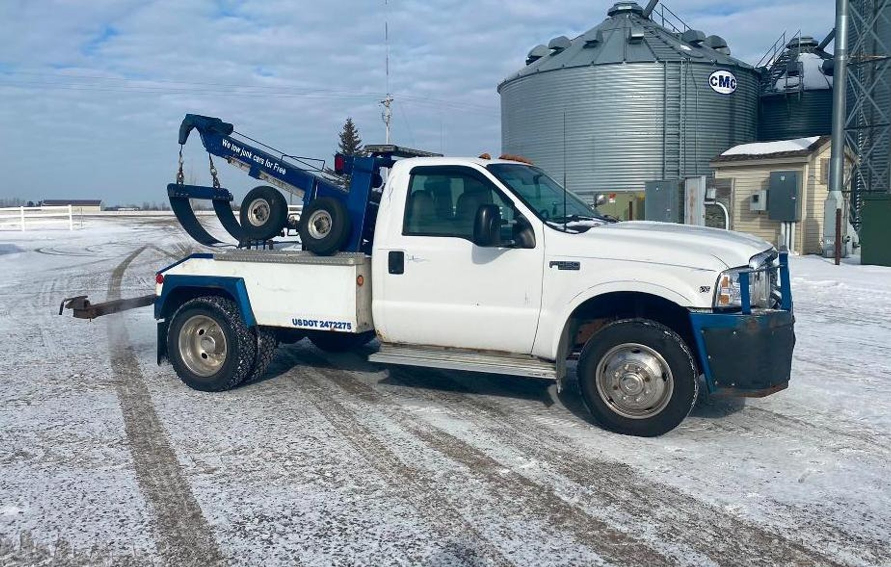 1999 Ford F-450 2WD Tow Truck​​​​​​​