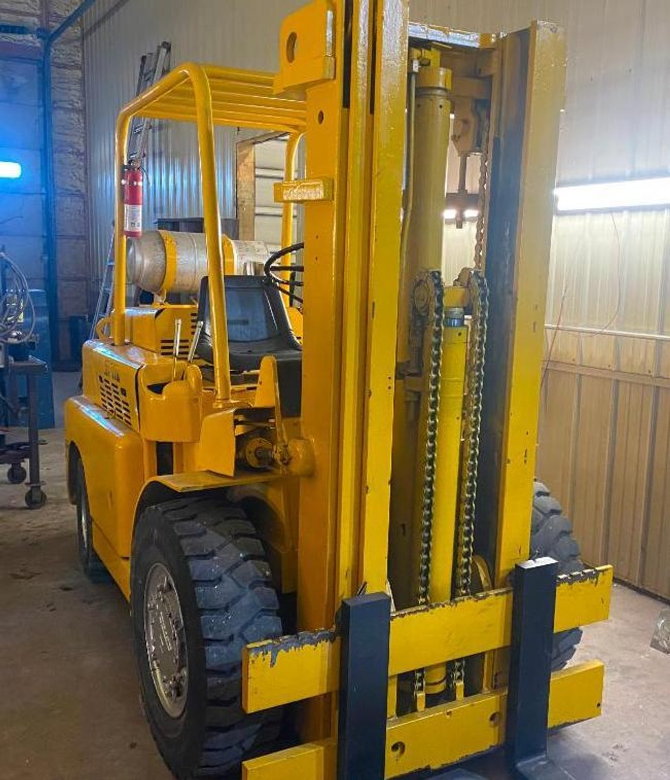 Bee Line Truck Alignment Rack, Atlantic Shear, Enco Mill, & Allis Chalmers Forklift