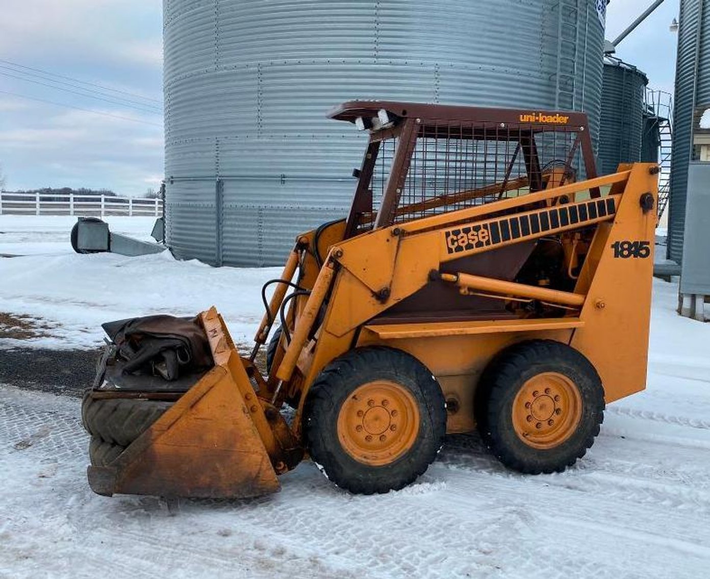 Case 1845 Skid Loader With 62