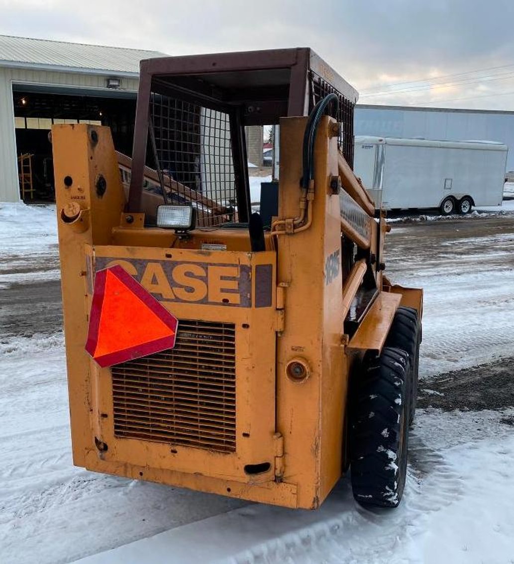 Case 1845 Skid Loader With 62