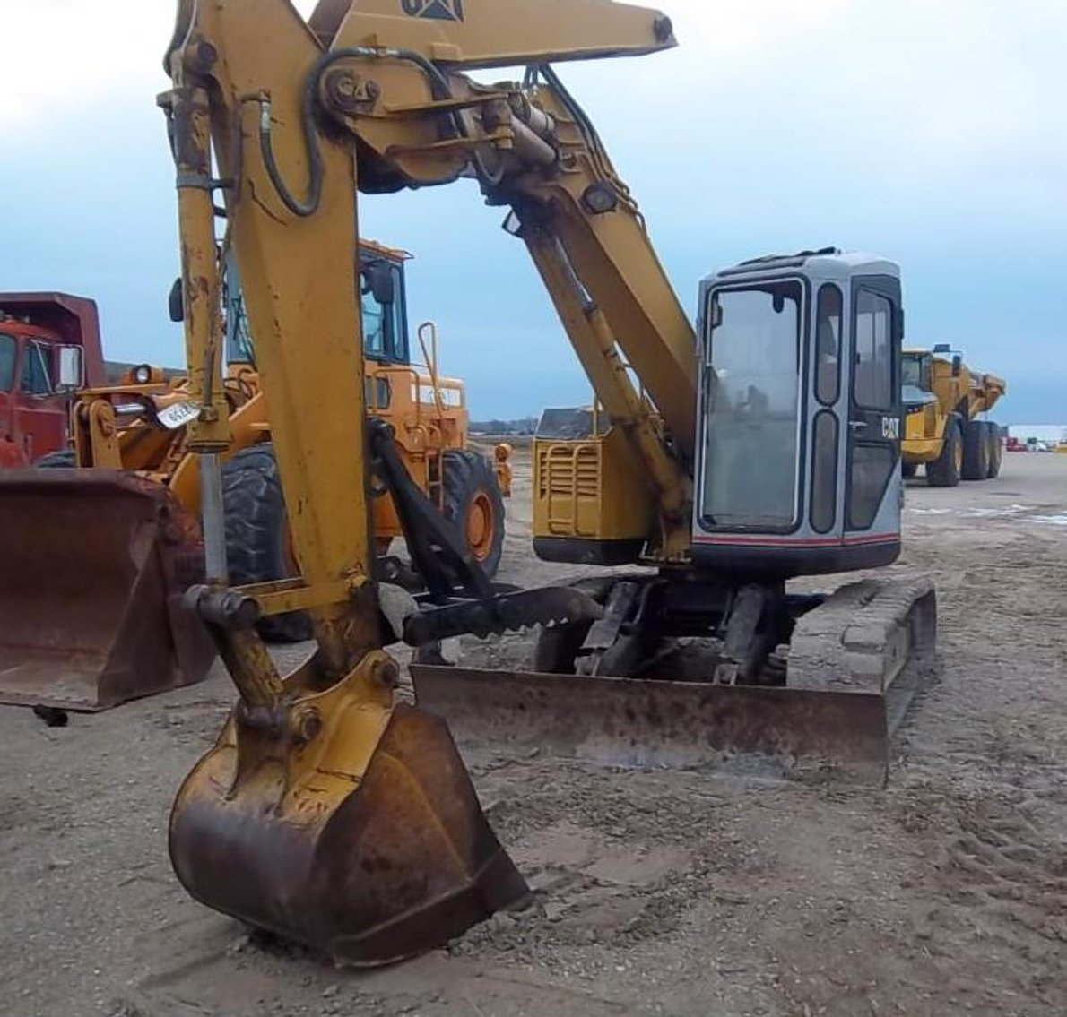 Surplus Construction Equipment: 2012 John Deere 370E Off Road Haul Truck