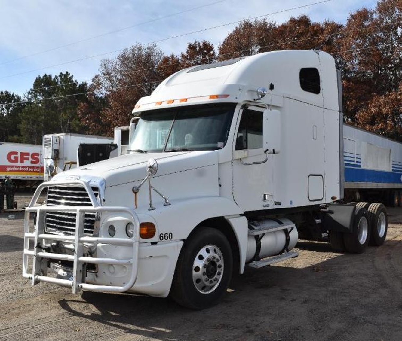 2006 Freightliner Century Class Semi With Sleeper