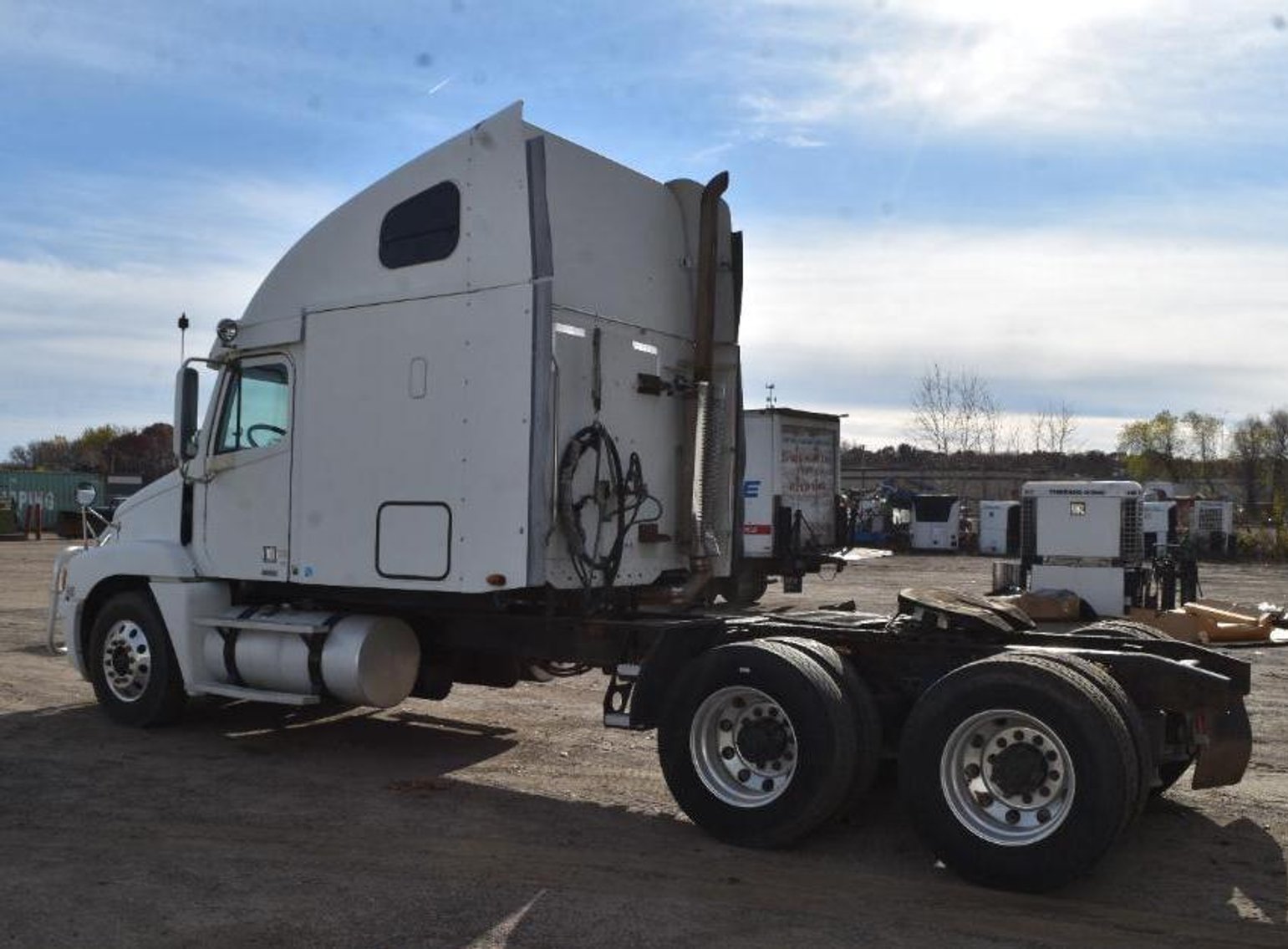 2006 Freightliner Century Class Semi With Sleeper