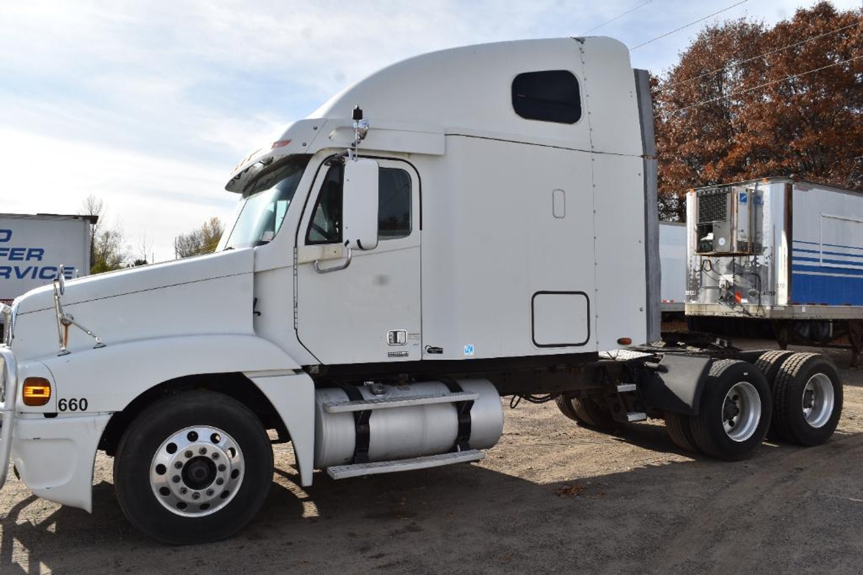 2006 Freightliner Century Class Semi With Sleeper