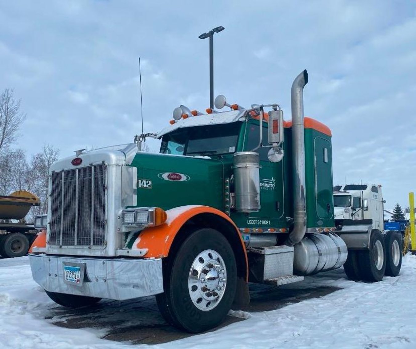 2006 Peterbilt 379 Semi With Cat C15 550 HP