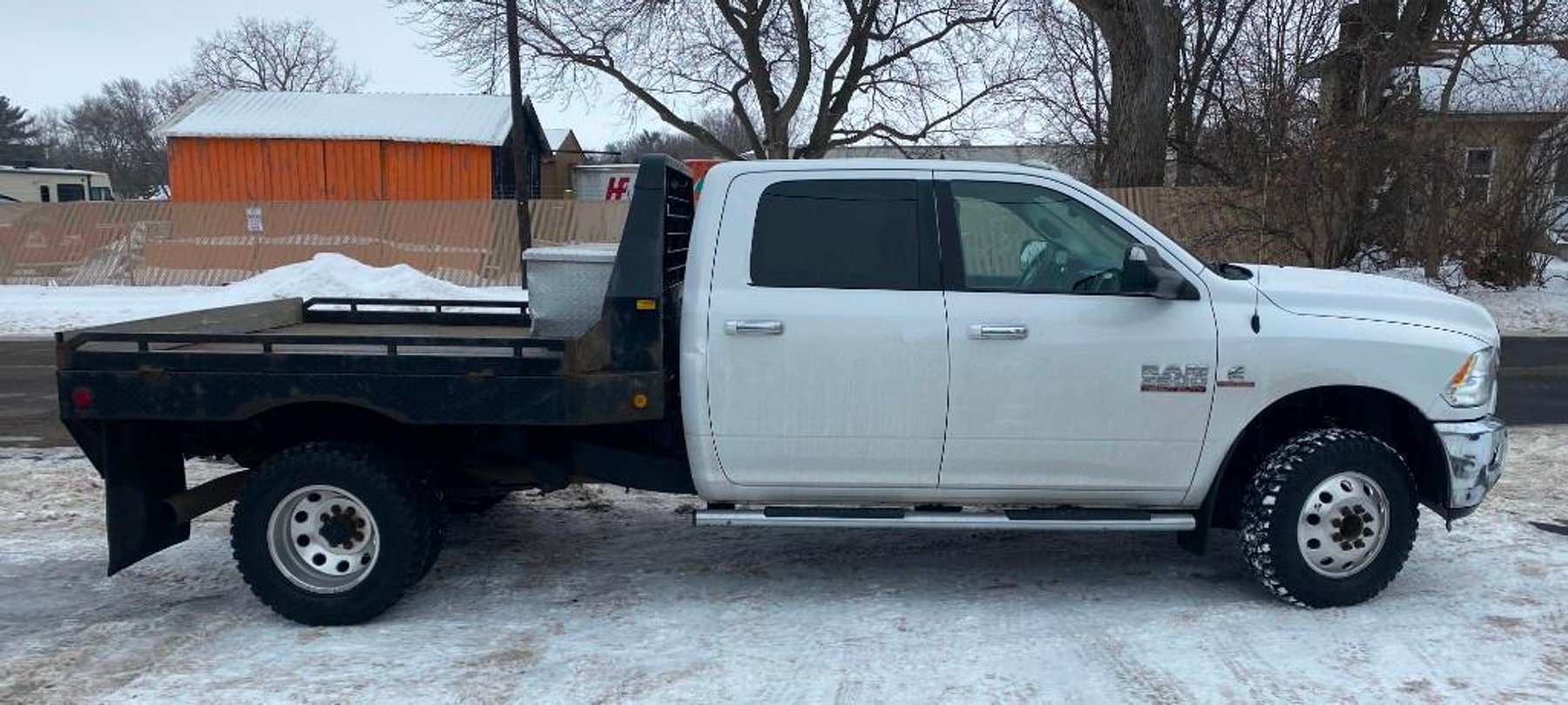 2014 Ram 3500 4X4 4-Door With 8' Flatbed