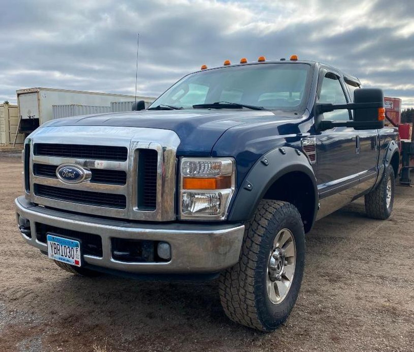 2008 Ford F-350 Lariat Super Duty 4X4 Crew Cab & 2004 Felling 26' FT-16 Gooseneck Trailer