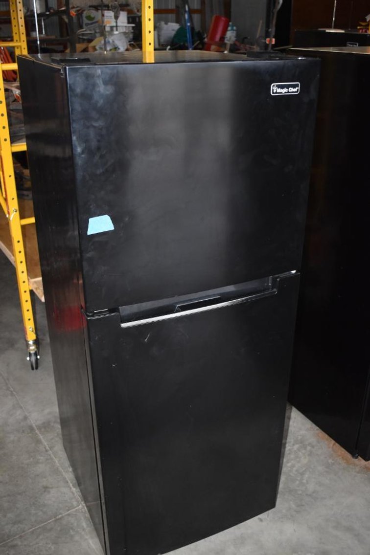 (17) Magic Chef Refrigerator/Freezer and (17) TV's