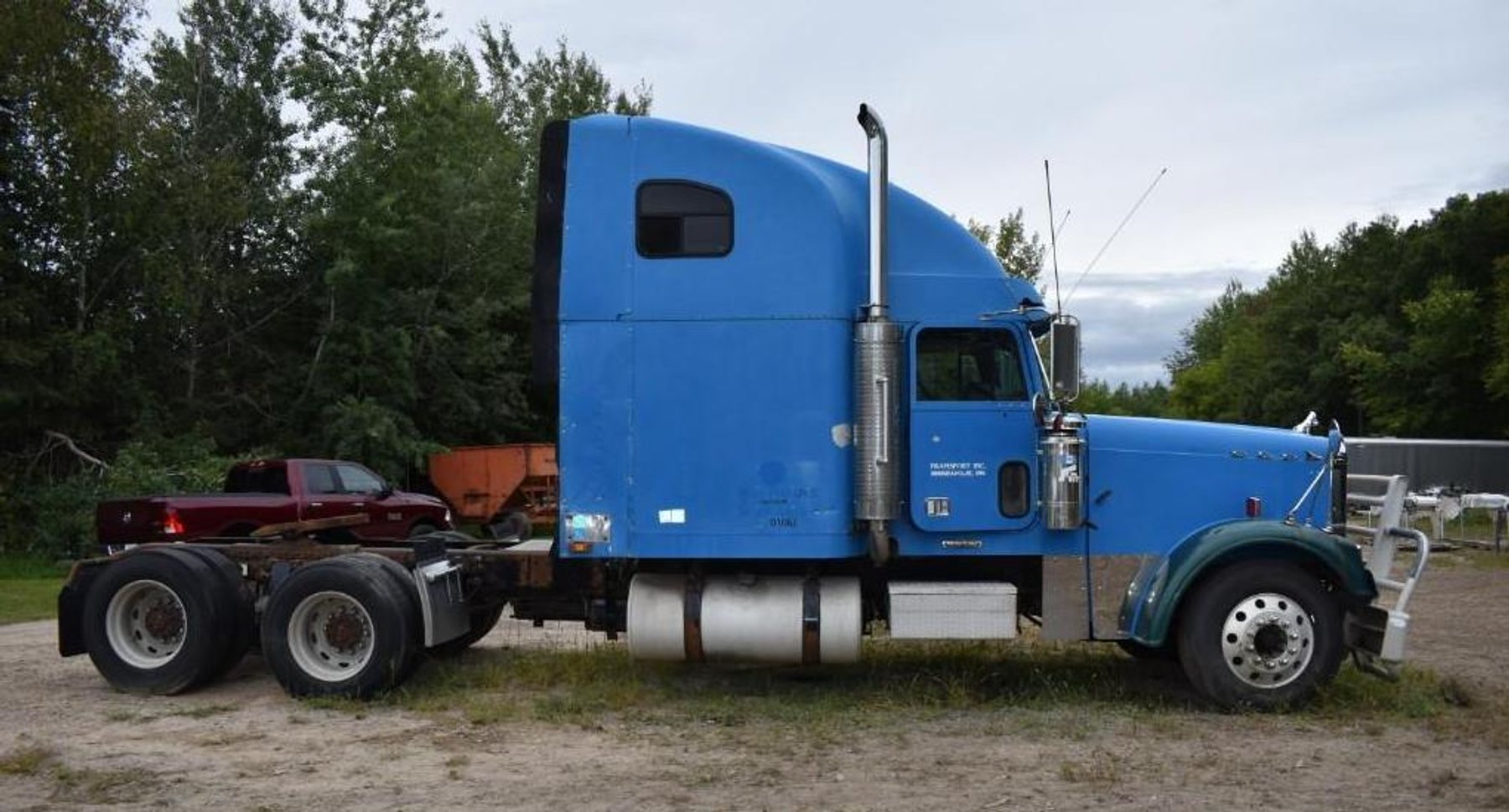 1999 Freightliner Semi