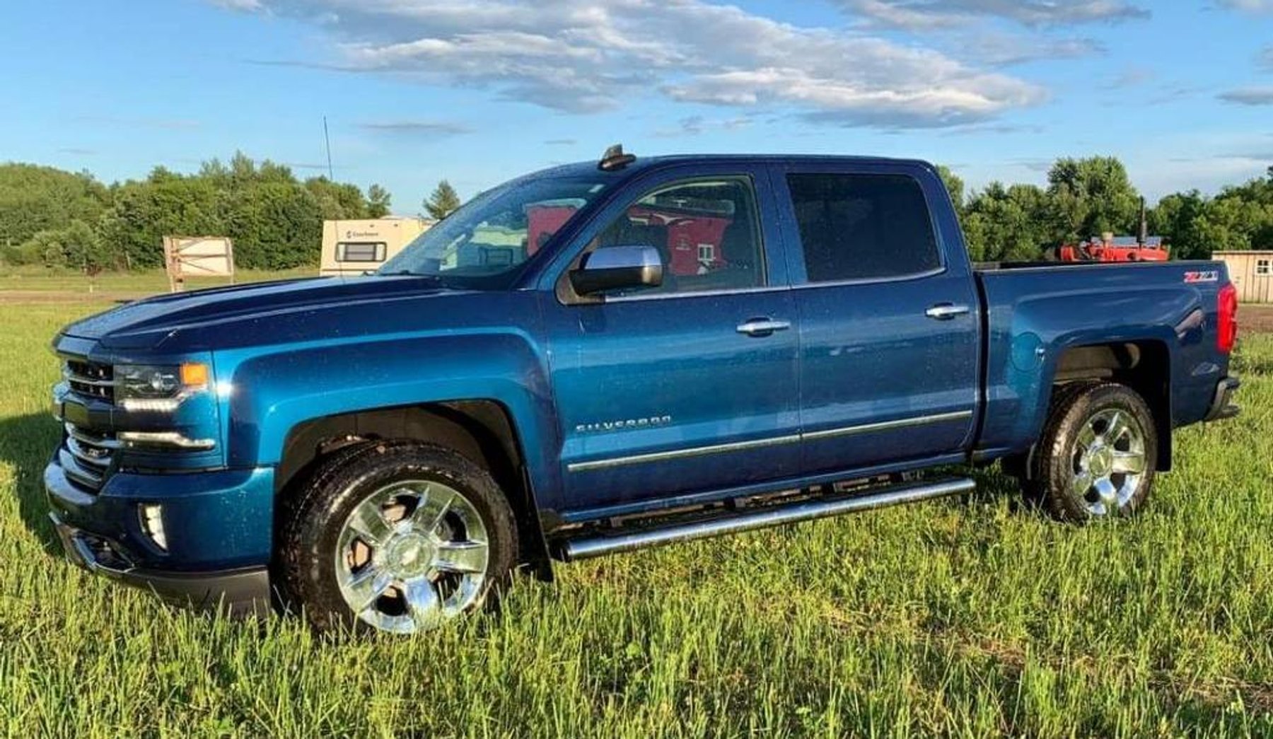 2017 Chevrolet 1500 LTZ Crew Cab 4X4 & Polaris Xpedition 425 4-Wheeler