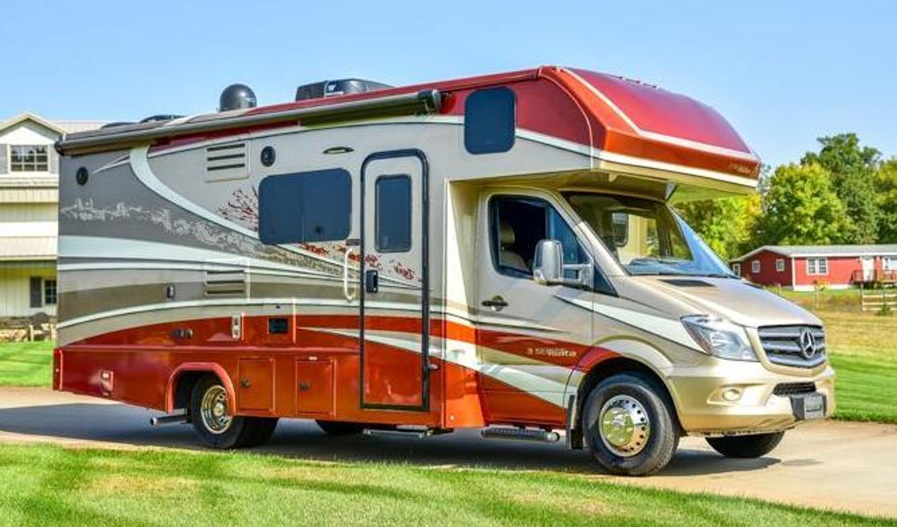 2019 3 Series Isata 24FWM Motorhome