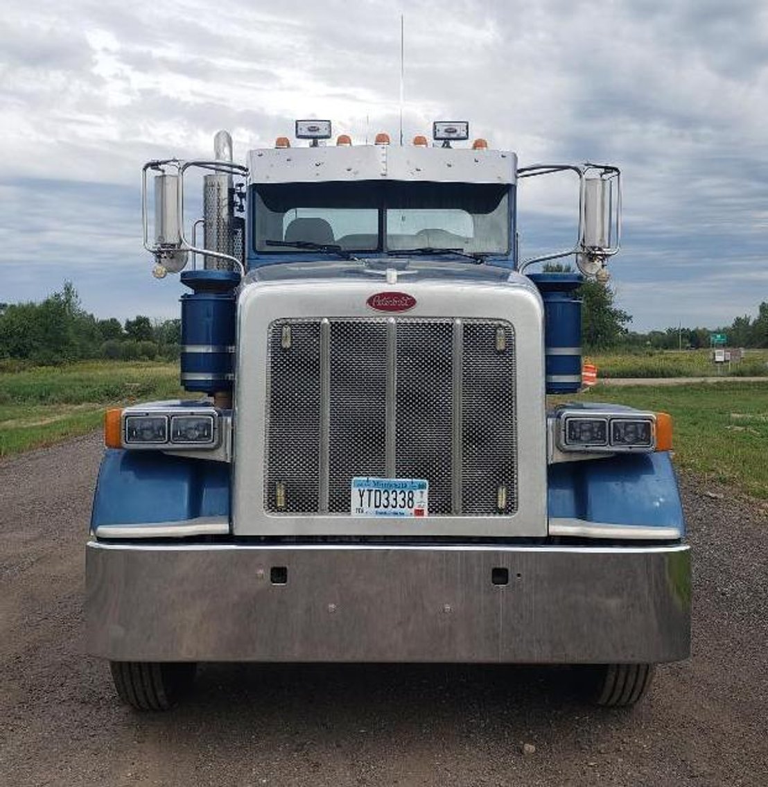 2012 Peterbilt 367 Semi With Wet Kit