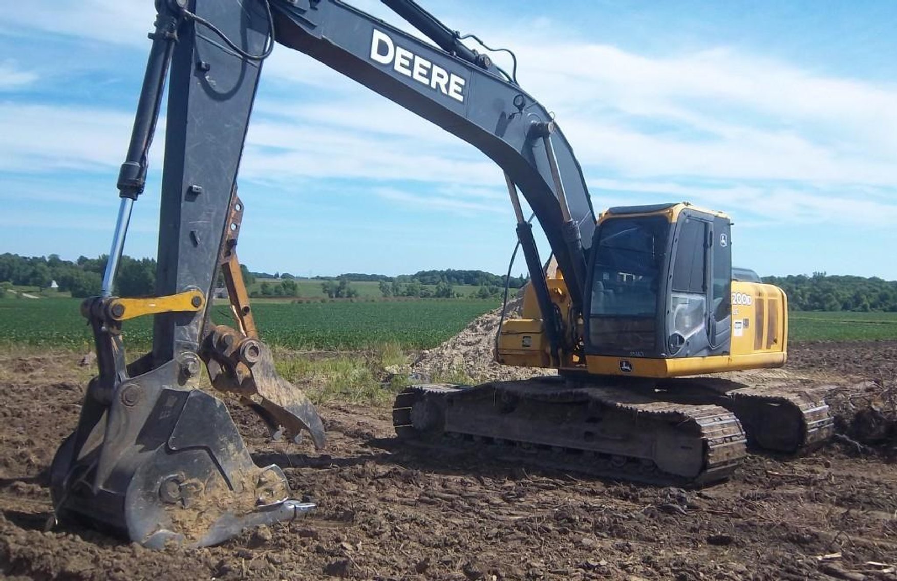 Construction Equipment, Semis, Tanks, Boat