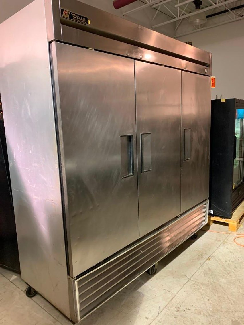 Restaurant Equipment: Refrigeration, Freezers, Utensils