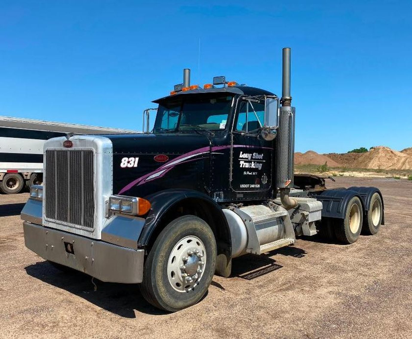 2004 Peterbilt 379 Semi & 2011 Volvo Semi With Sleeper Cab