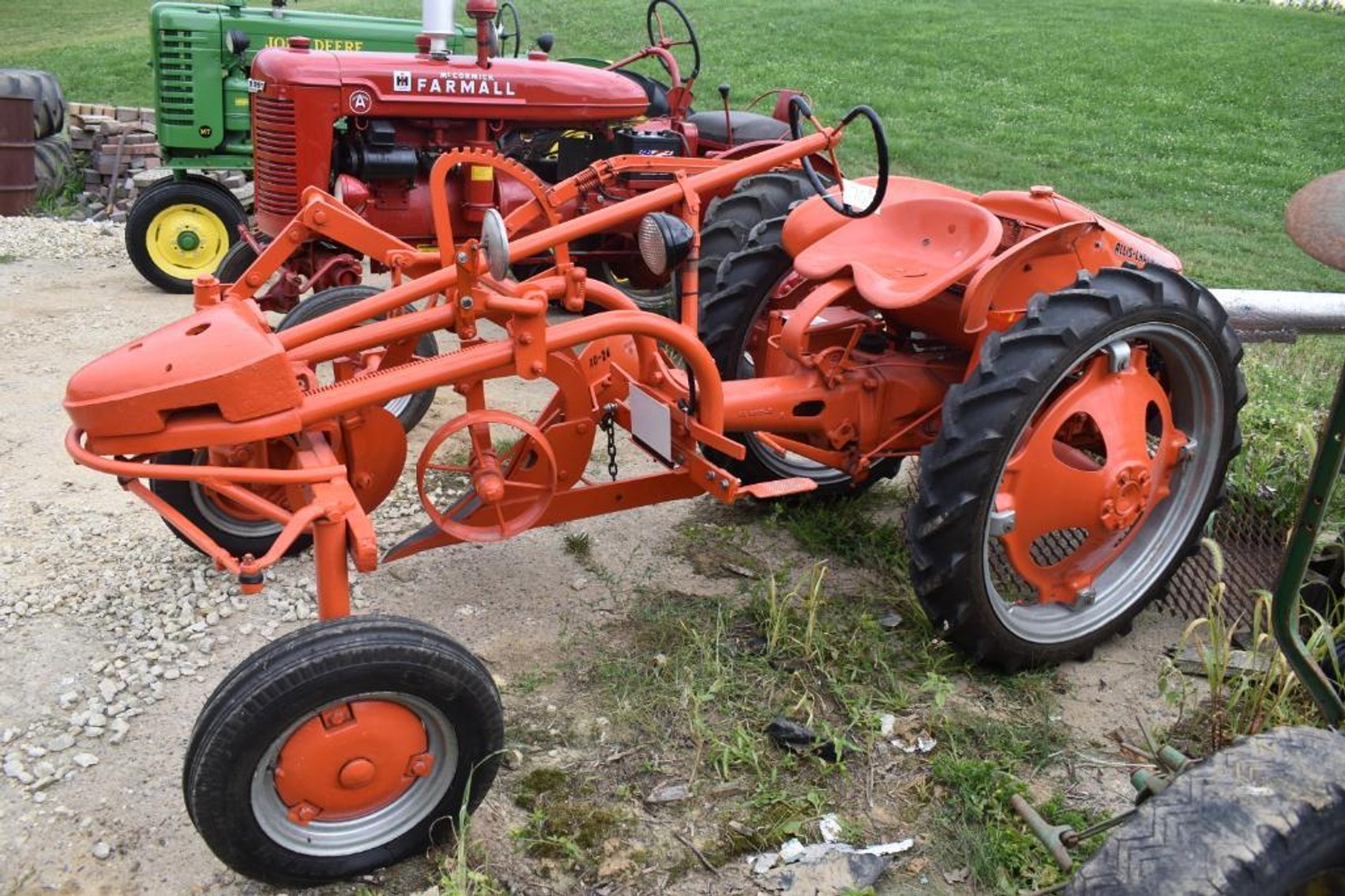 Moving Auction: Tractors, Antiques, Tools