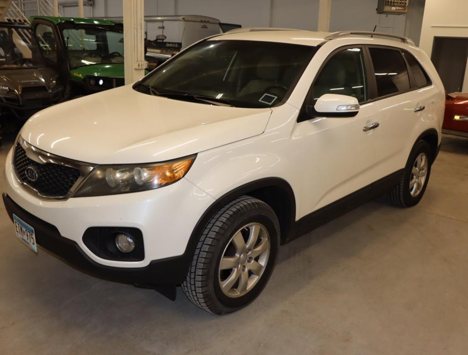 2012 Kia Sorento FWD, Stainless Steel V-Plow, 2002 Land Rover Discovery SE, Davis Line Layer Machine, Insulation Blowing Machine