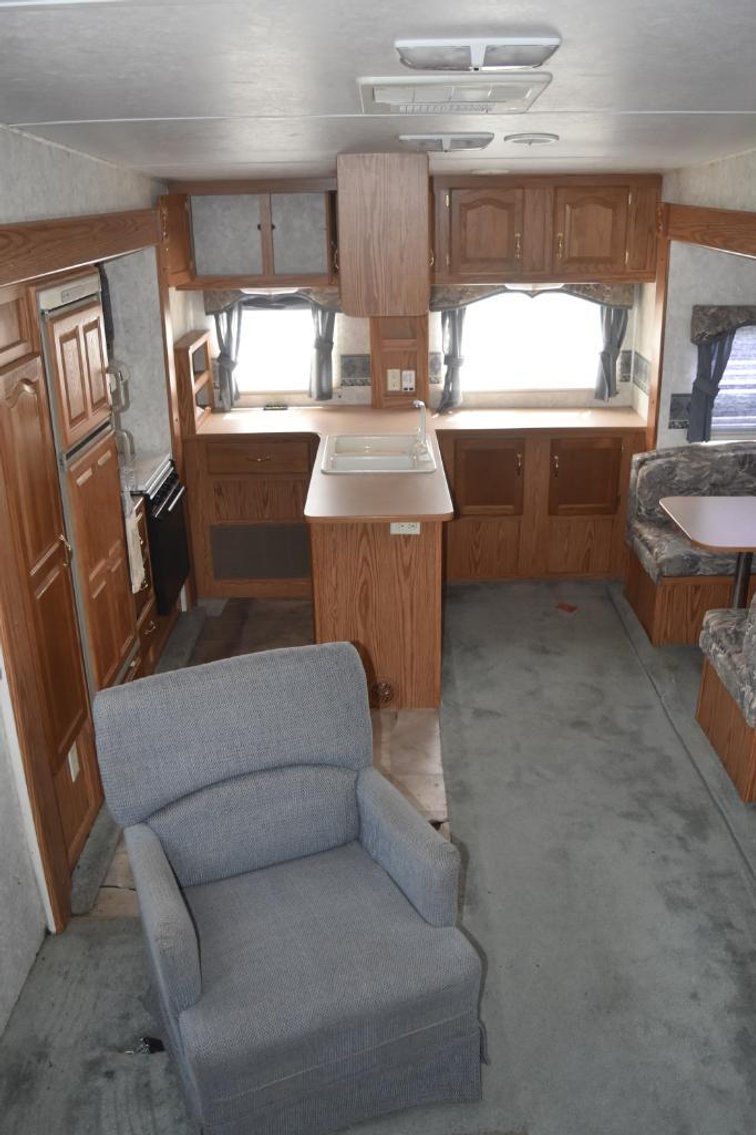 2002 Keystone Cougar 286 5th Wheel Camper