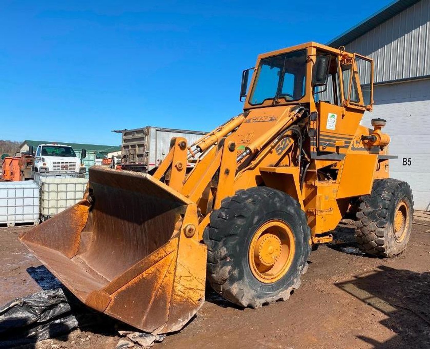 (2) Loaders, Hyster 60 Forklift, 2000 GMC 3500 Flatbed