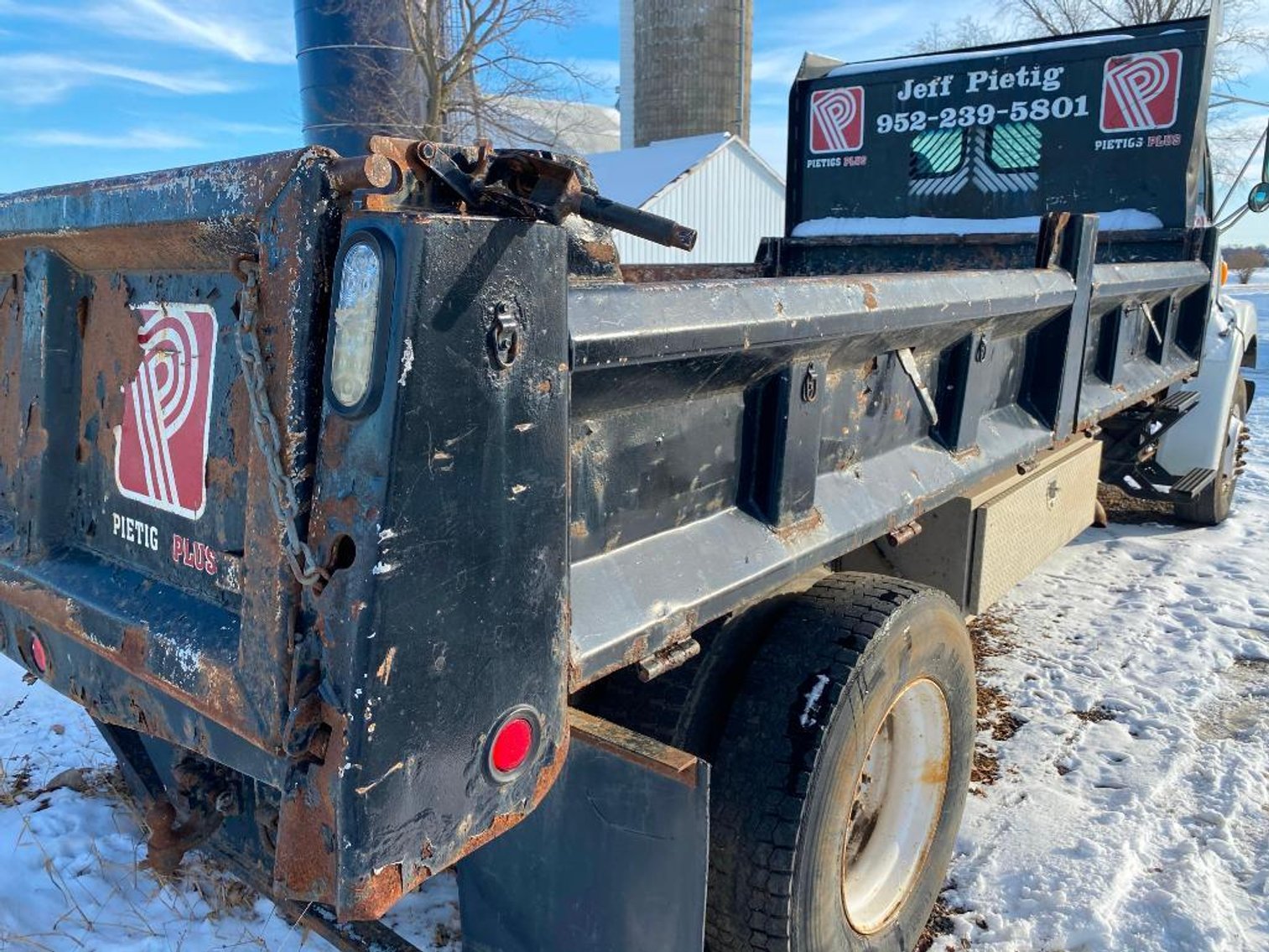 2000 Sterling 16' Dump Truck