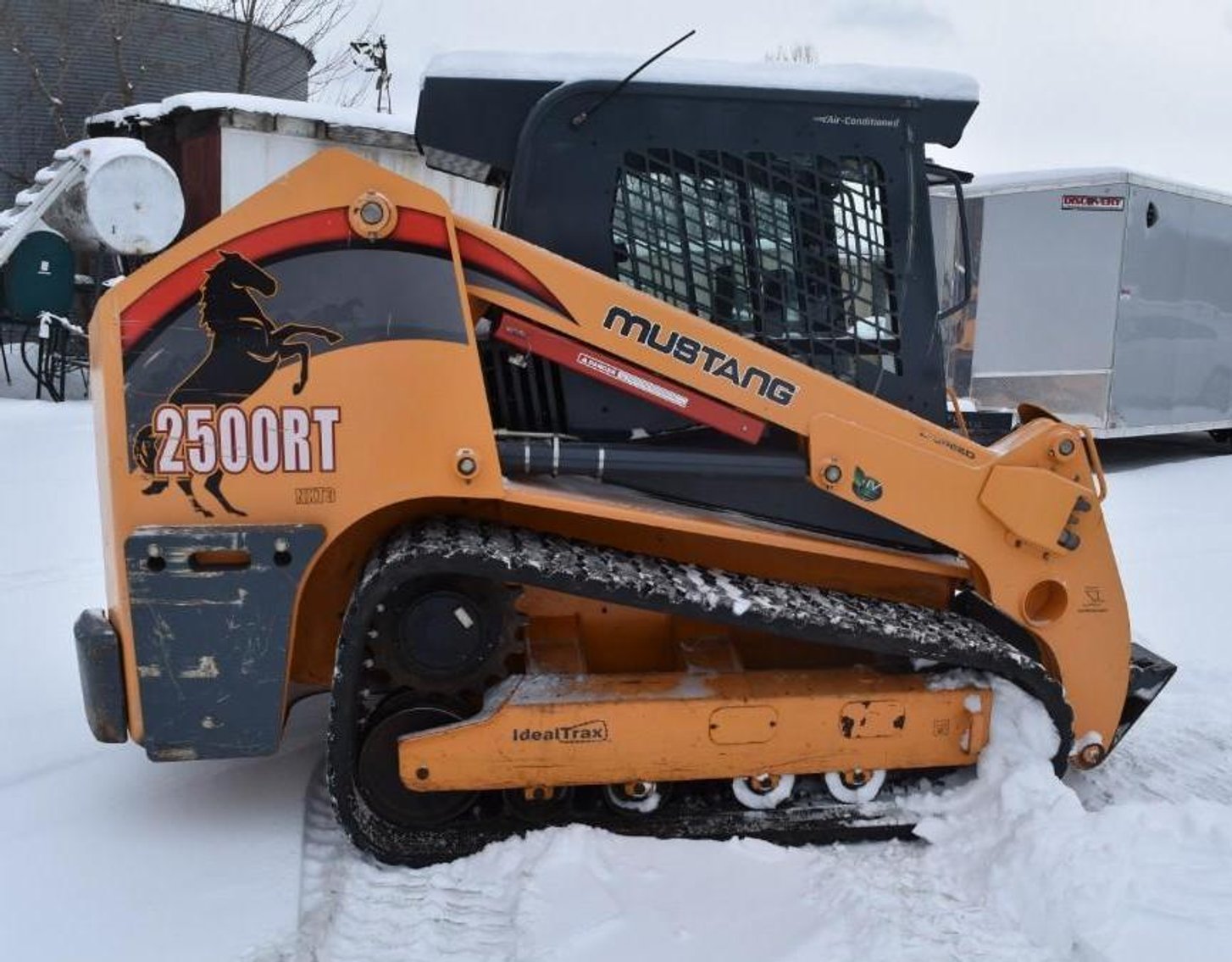 2016 Mustang 2500RT NXT3 Track Skid Loader