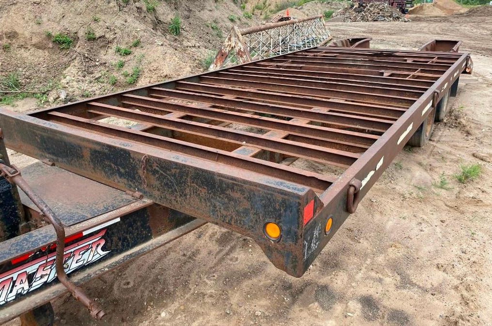 1995 Towmaster T-40 24' Deck Over Trailer