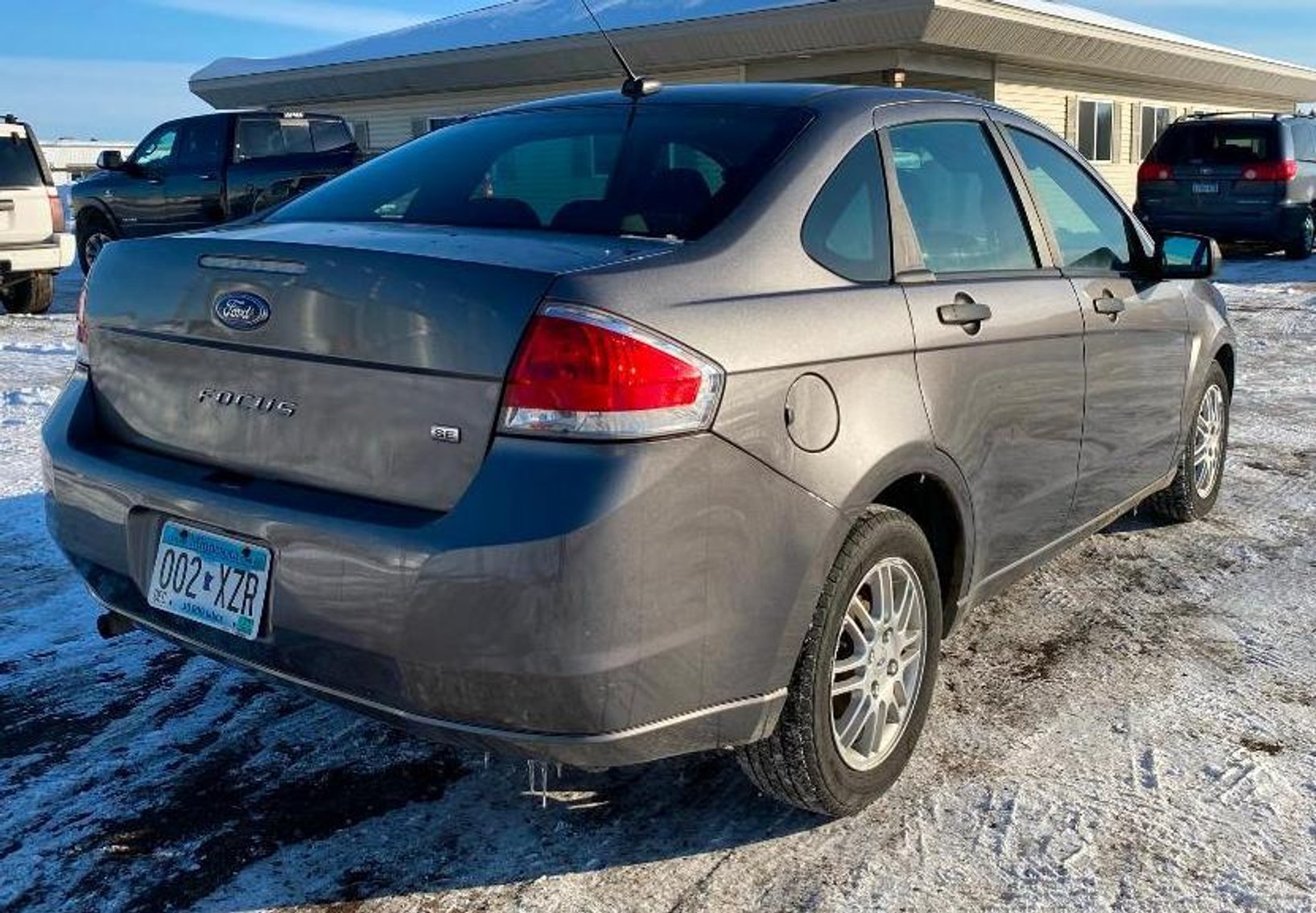 2011 Ford Focus  *NO Reserve*