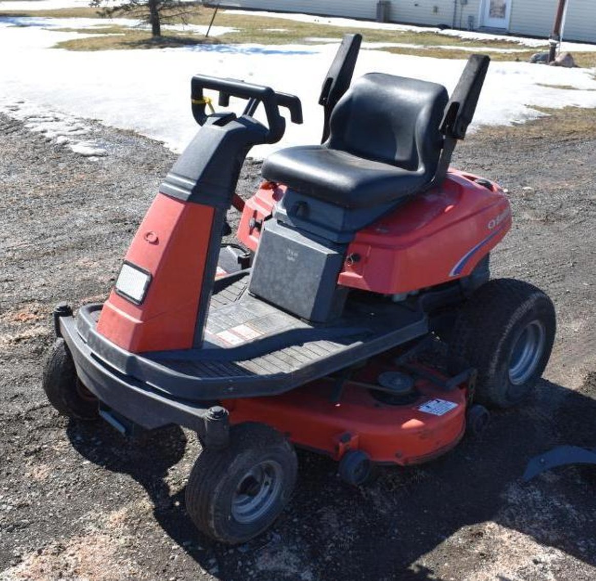 (5) John Deere Riding Lawn Mowers, Gravely & Simplicity Zero Turn