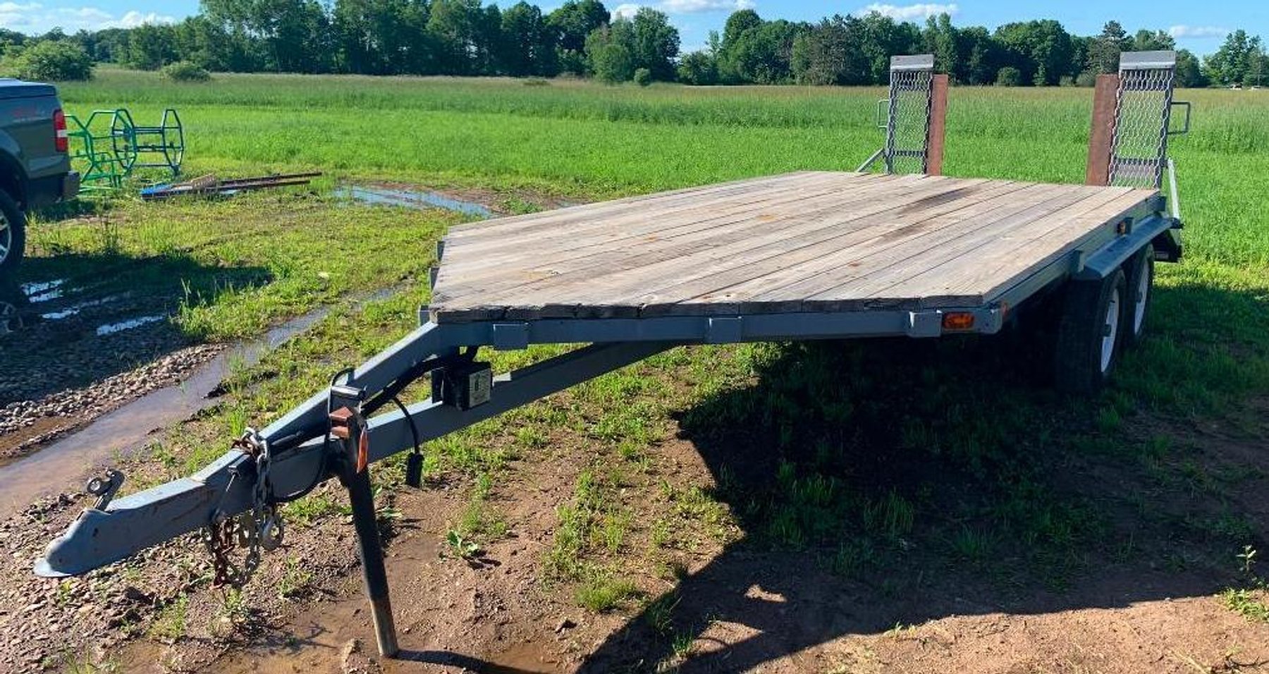 2013 Kubota SVL 90-2 Skid, 2003 IH Car Hauler, 20' Flatbed, Wrecker Body, Water Truck, Attachments