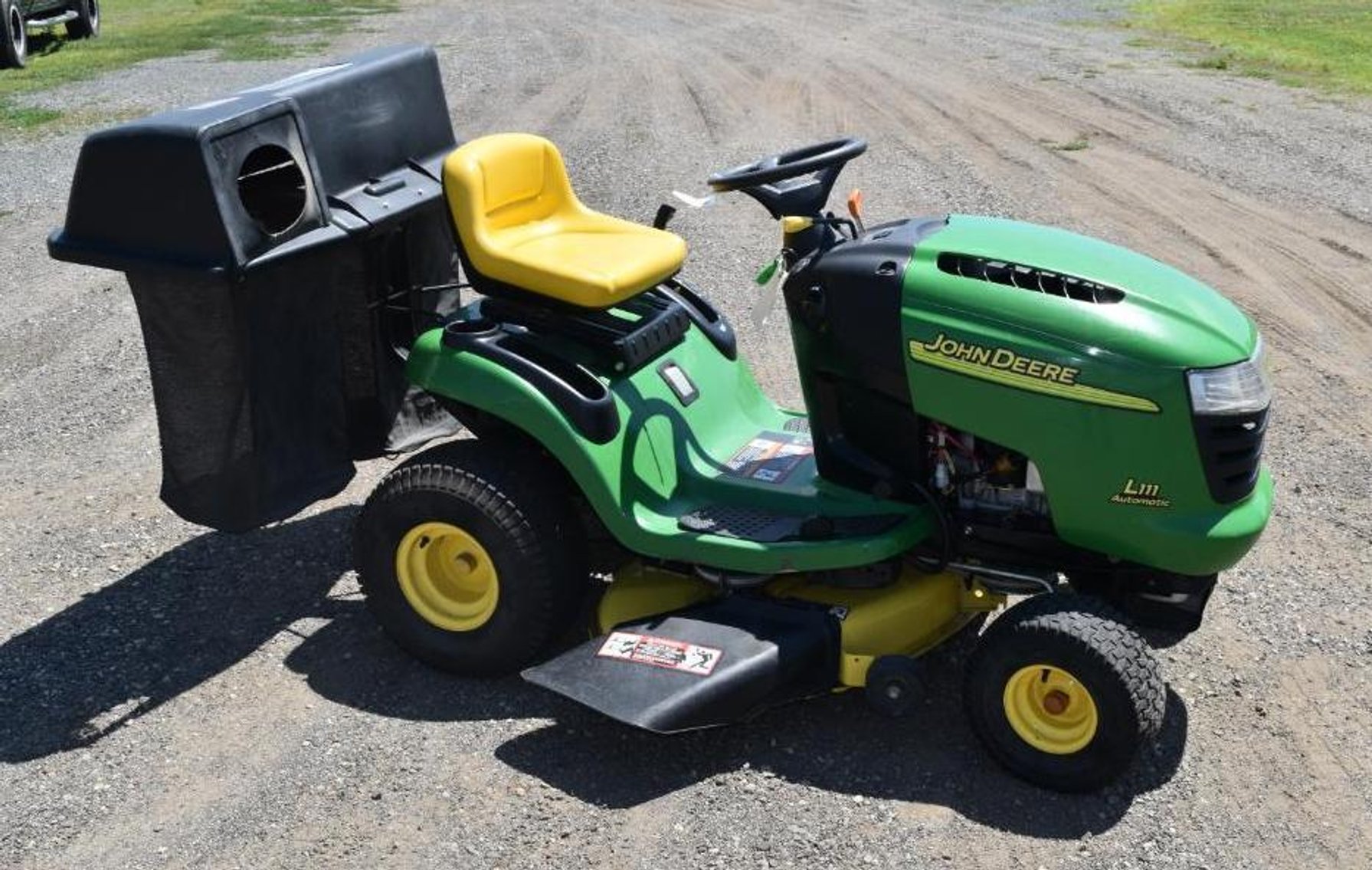 (3) John Deere Garden Tractors, Set of Tires & Simplicity Snow Blower