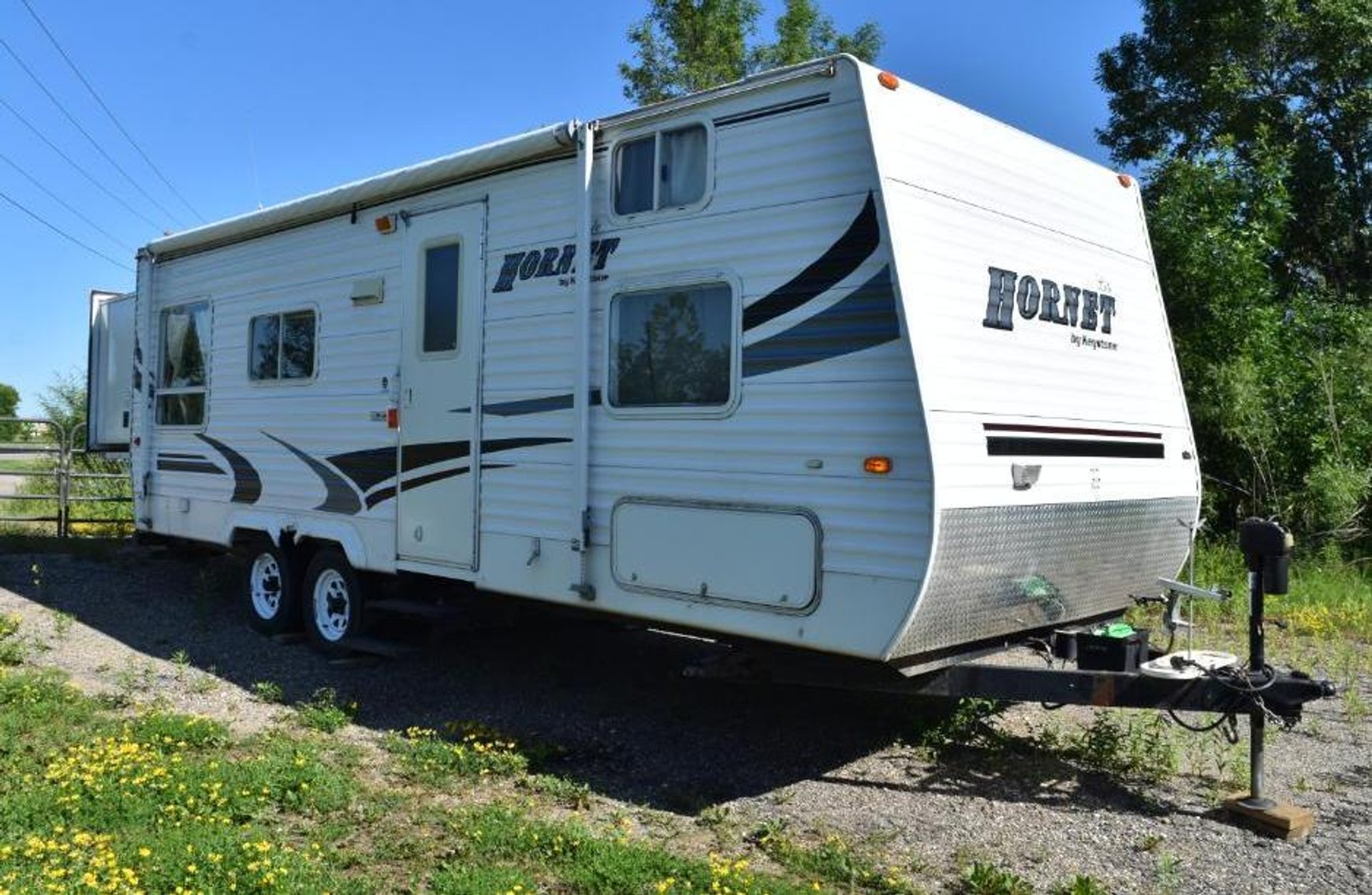 25 Units: (2) Park Models, (1) Toy Hauler, (2) Vehicles, (7) 5th Wheels, & (13) Travel Trailers