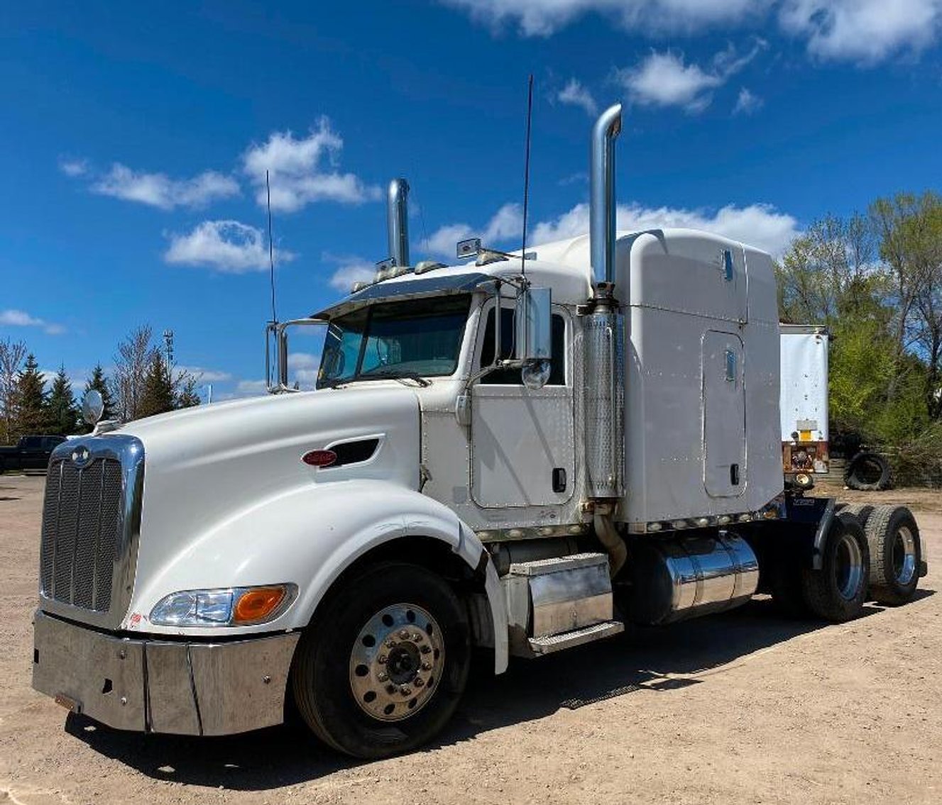 Trail King TK160 Heavy Hauler Trailer, (2) 2008 Peterbilt Semis, (2) Kenworth Semis, Trucking Accessories and Supplies