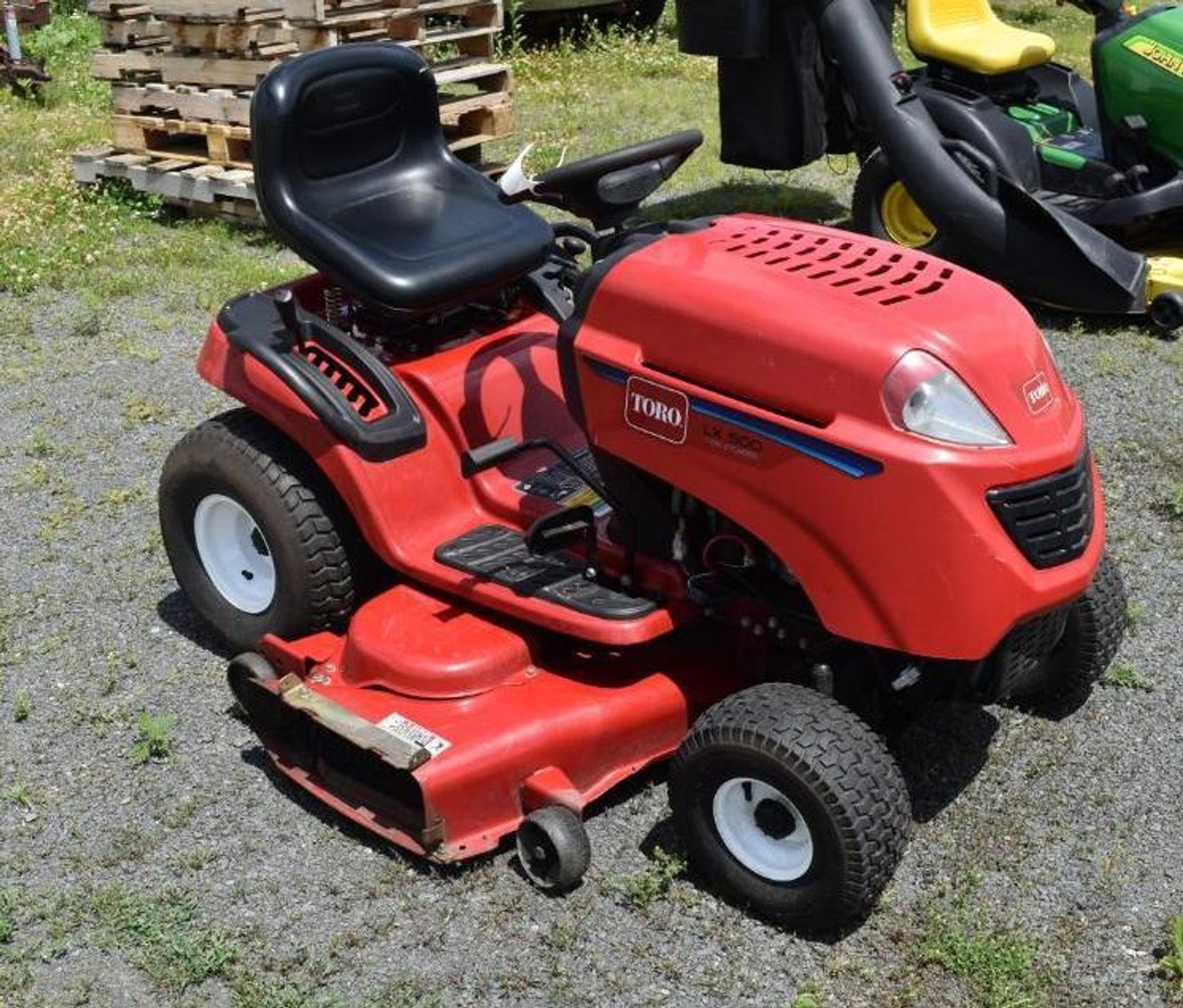 (5) Riding Lawn Mowers: Allis Chalmers T-816, Cub Cadet 17300, Toro LX500, Craftsman LT1000 & WS4500