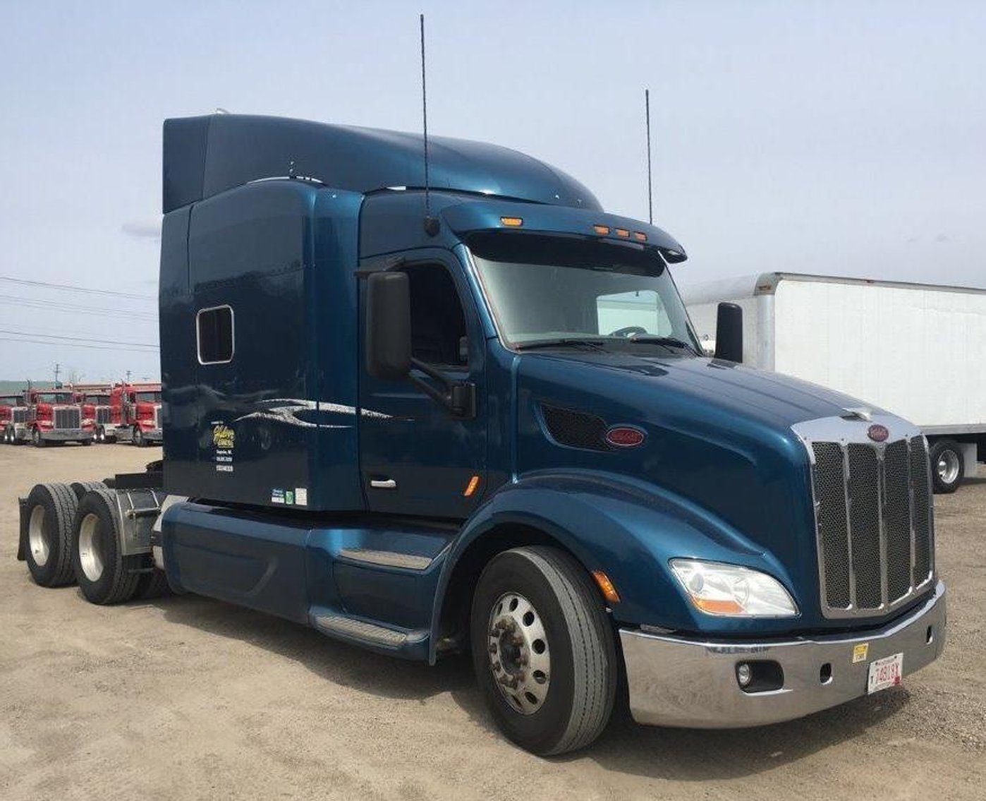 2014 Peterbilt 579 Semi