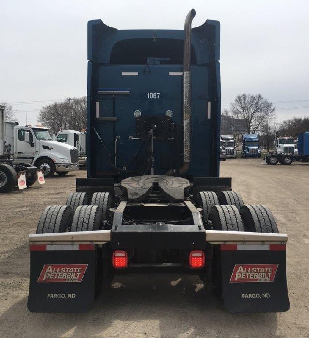 2014 Peterbilt 579 Semi