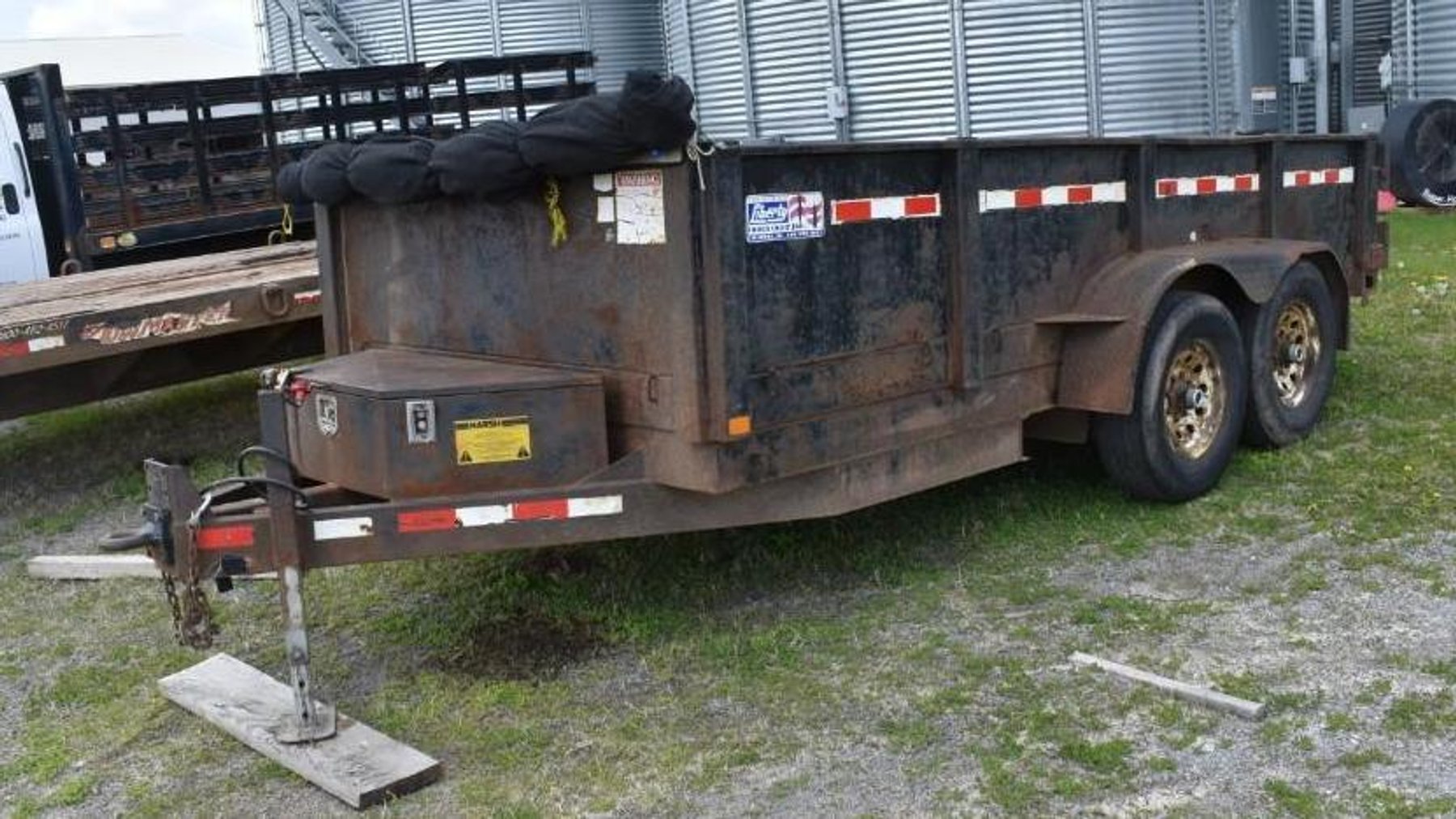 2001 Liberty 14' Dump Trailer