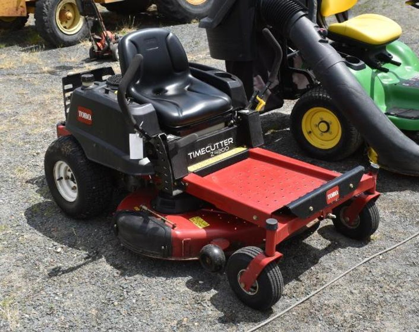 (4) John Deere Riding Lawn Mowers, Timecutter Z4200 Zero Turn, Simplicity Zero Turn