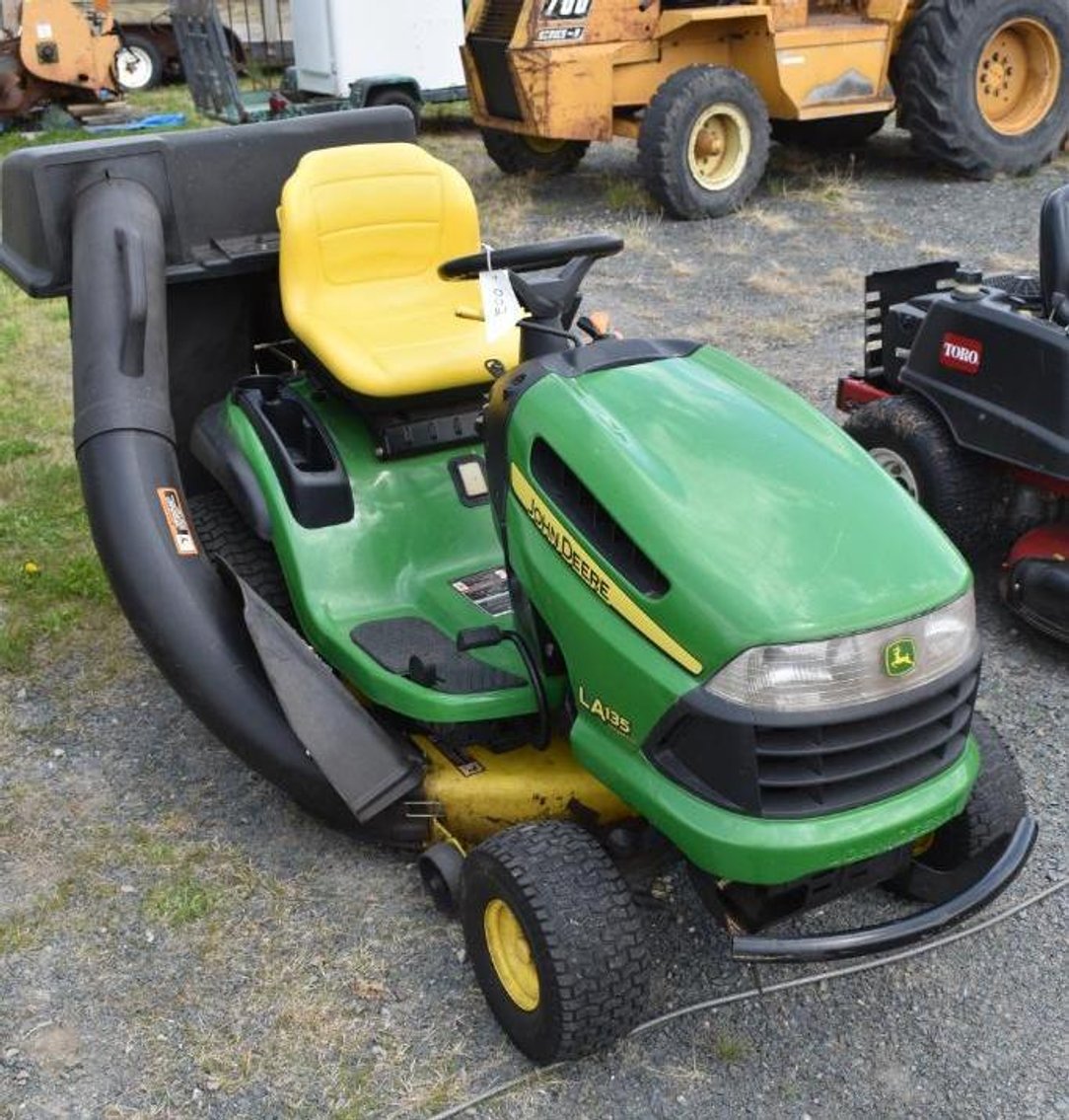 (4) John Deere Riding Lawn Mowers, Timecutter Z4200 Zero Turn, Simplicity Zero Turn