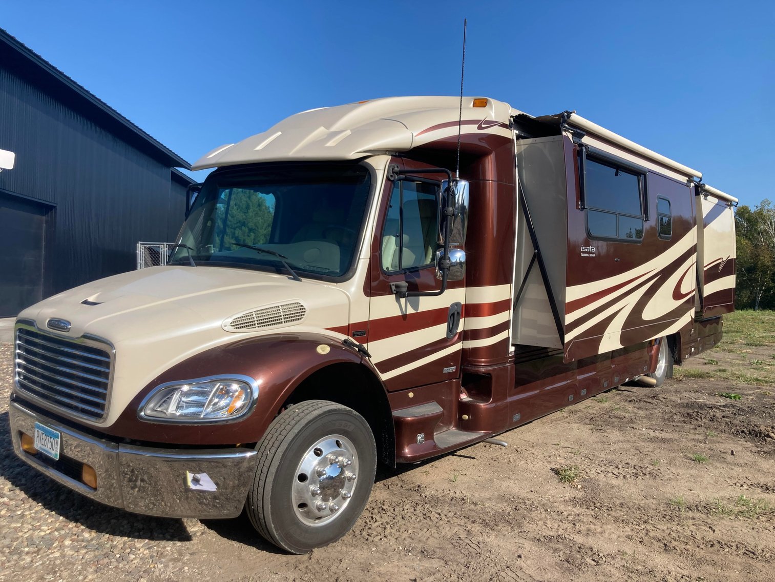 2004 Freightliner Business Class M2 36' Motorhome (127670)