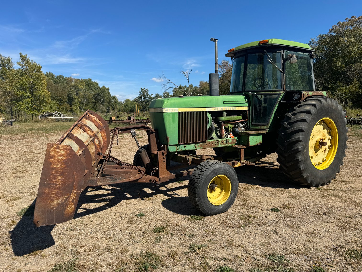 Osakis Moving Auction: Farm Machinery, Tools, Collectibles (129592)