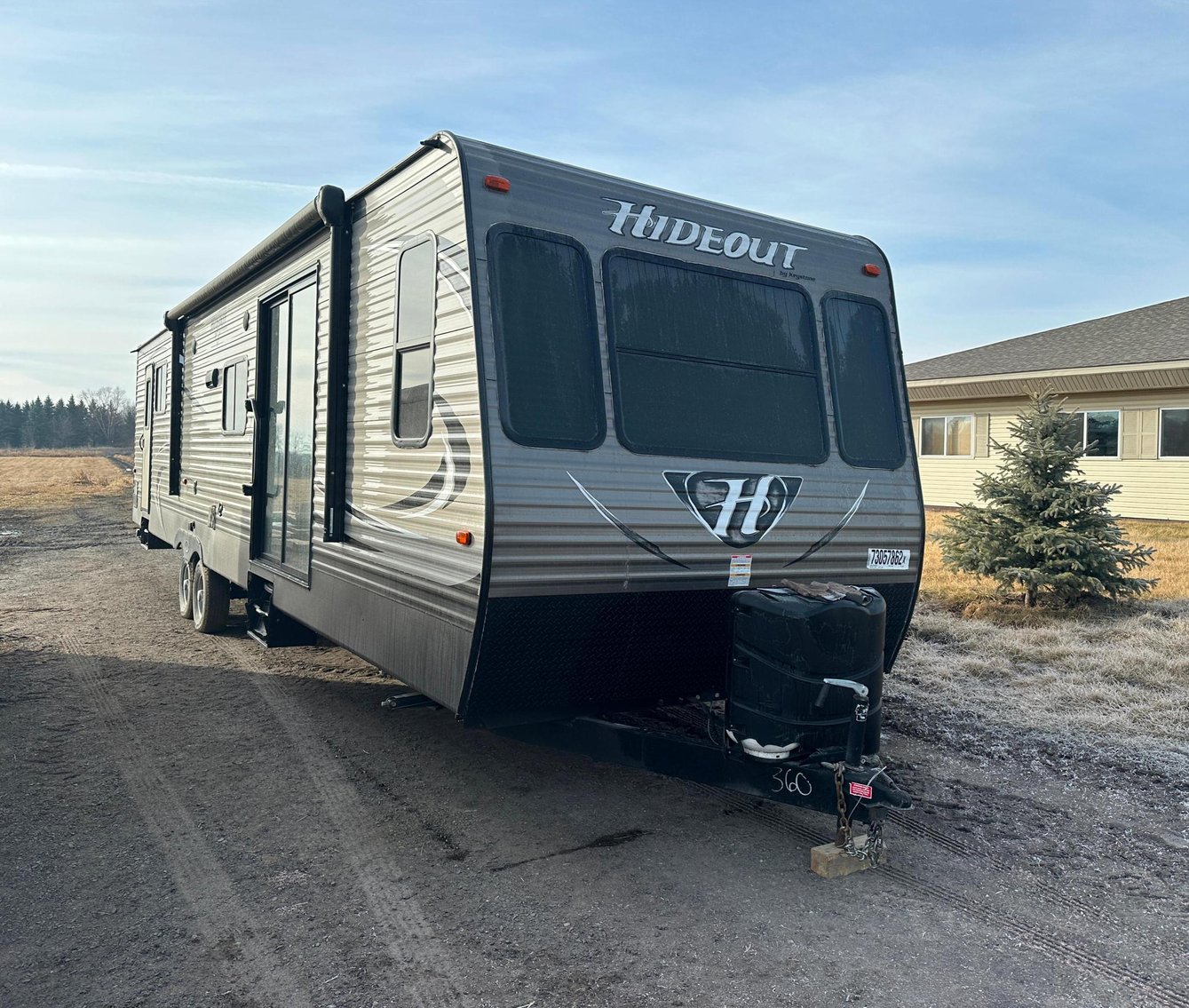 2018 Keystone Hideout 38FDDS Camper