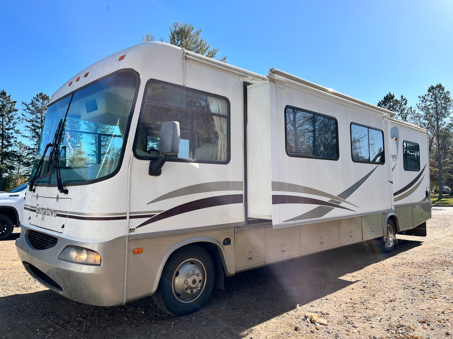 2010 International Semi, 53' Trailer, 2005 Chevrolet C550 Topkick, Recreational  (130394)