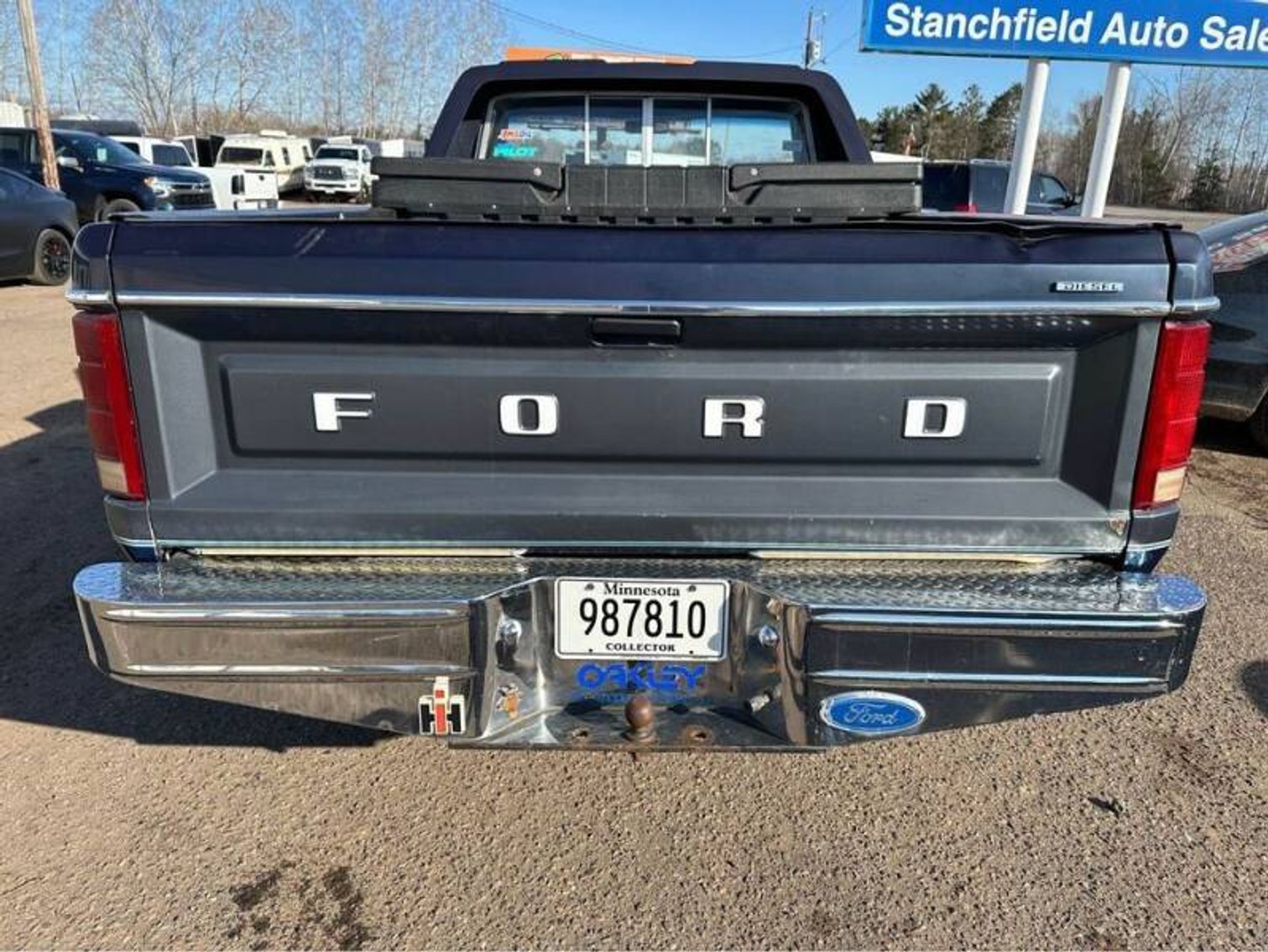 1983 Ford F-350 XLT 4WD Standard Cab Long Box