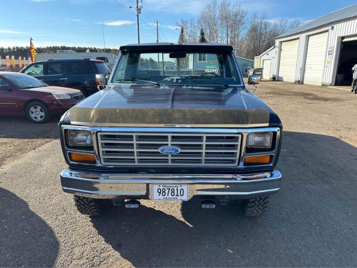 1983 Ford F-350 XLT 4WD Standard Cab Long Box