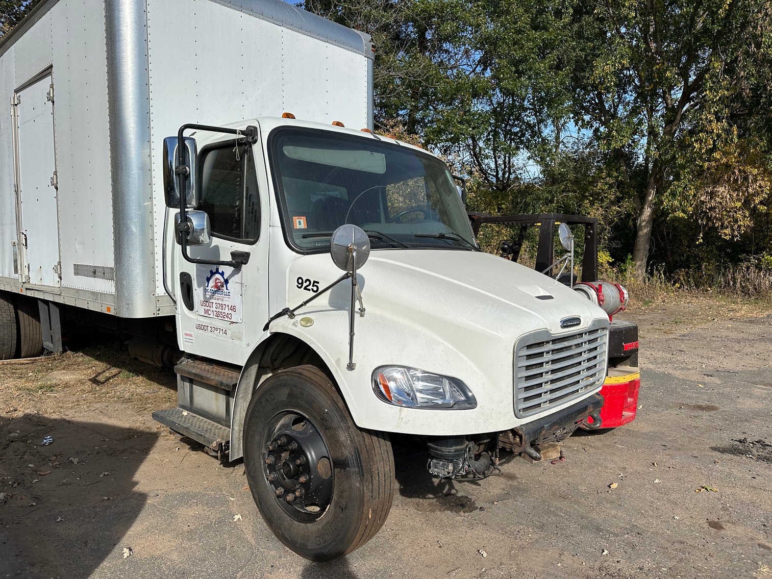 2014 Freightliner M2 Box Truck